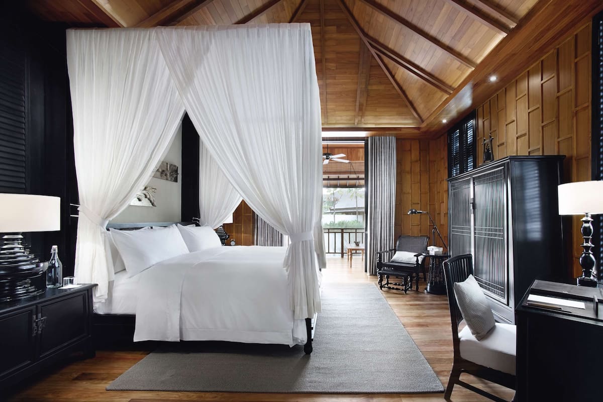 egyptian cotton sheets, premium bedding, pillow-top beds, minibar