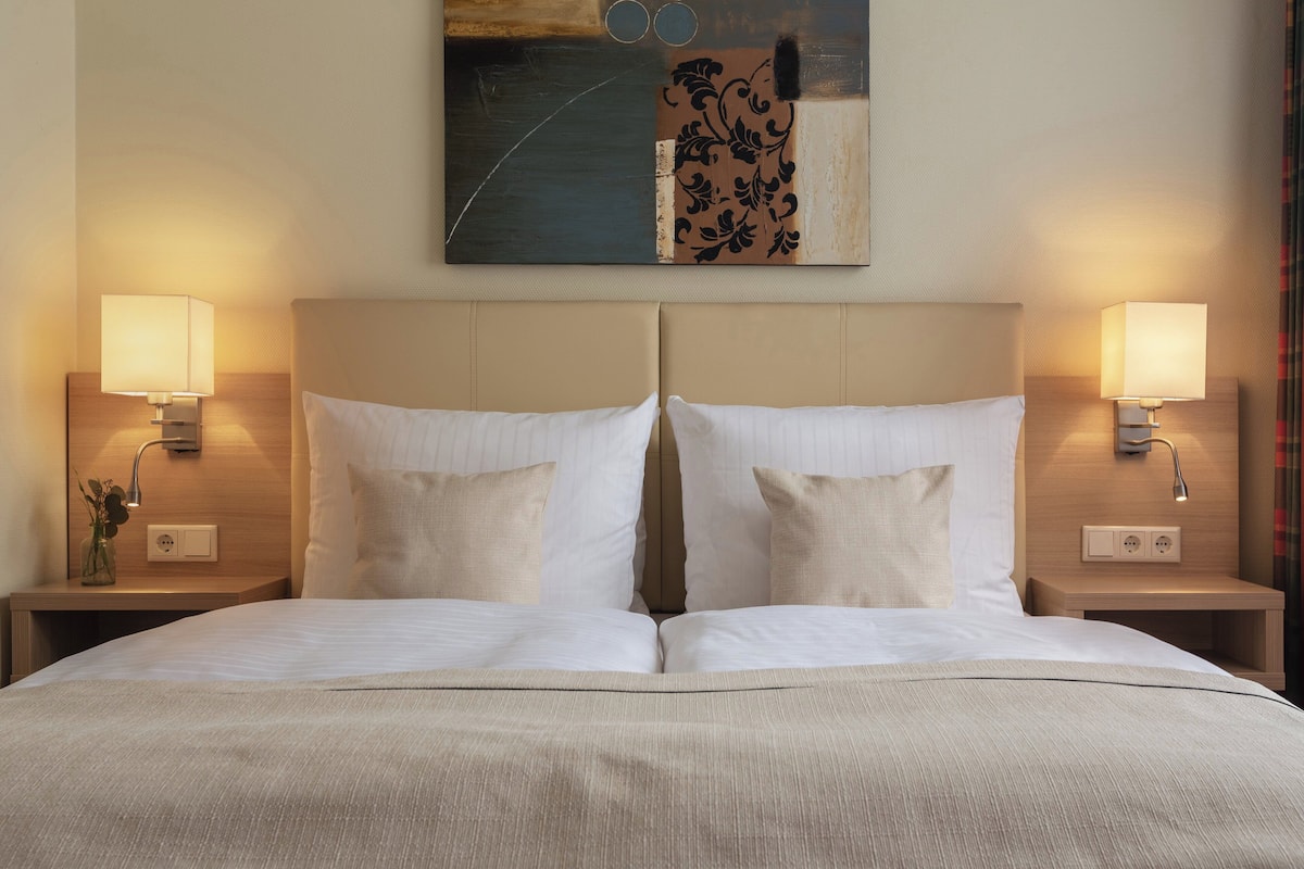 In-room safe, desk, soundproofing, iron/ironing board