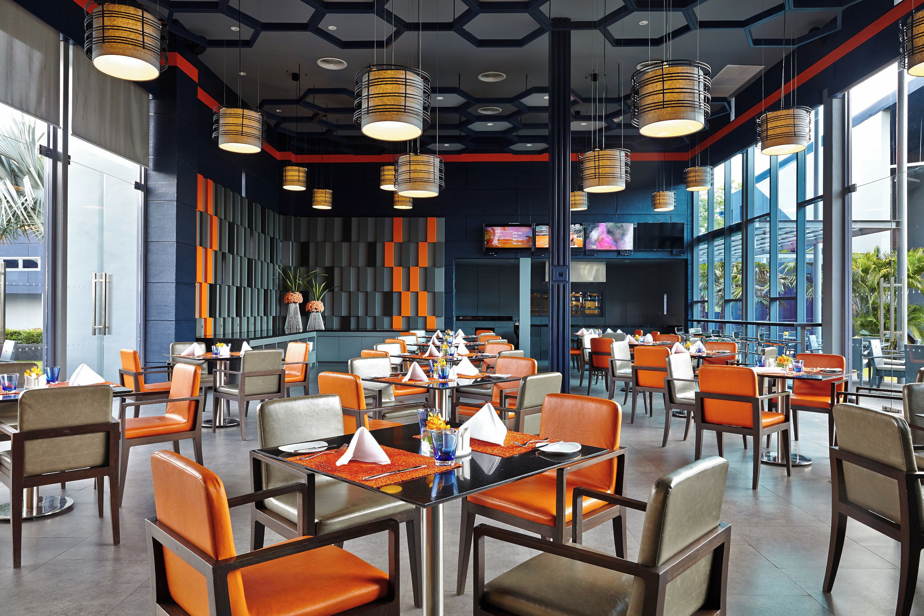 Breakfast, lunch, dinner served; international cuisine 