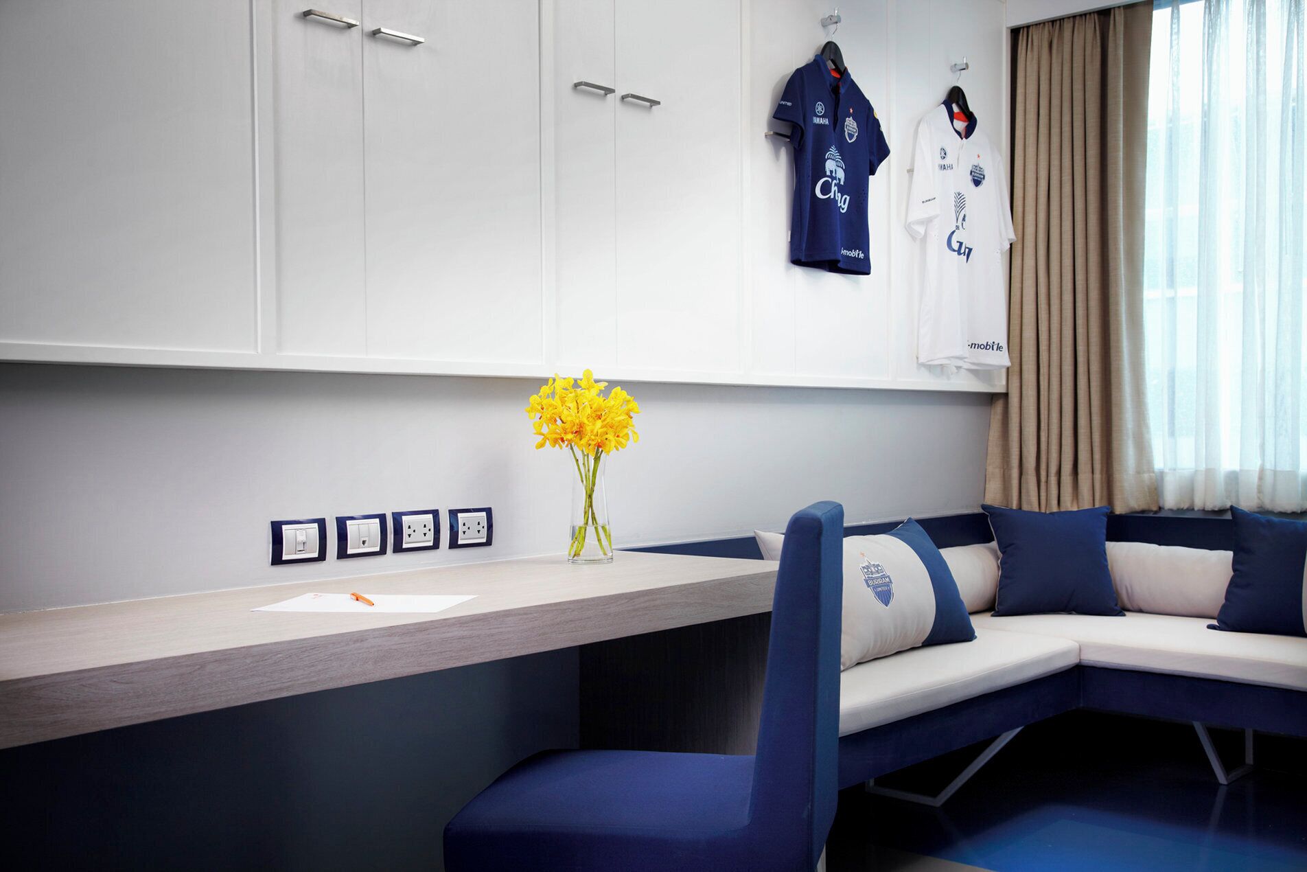 minibar, in-room safe, desk, blackout curtains