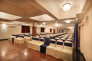 Meeting facility - Abbott Hotel (Navi Mumbai)