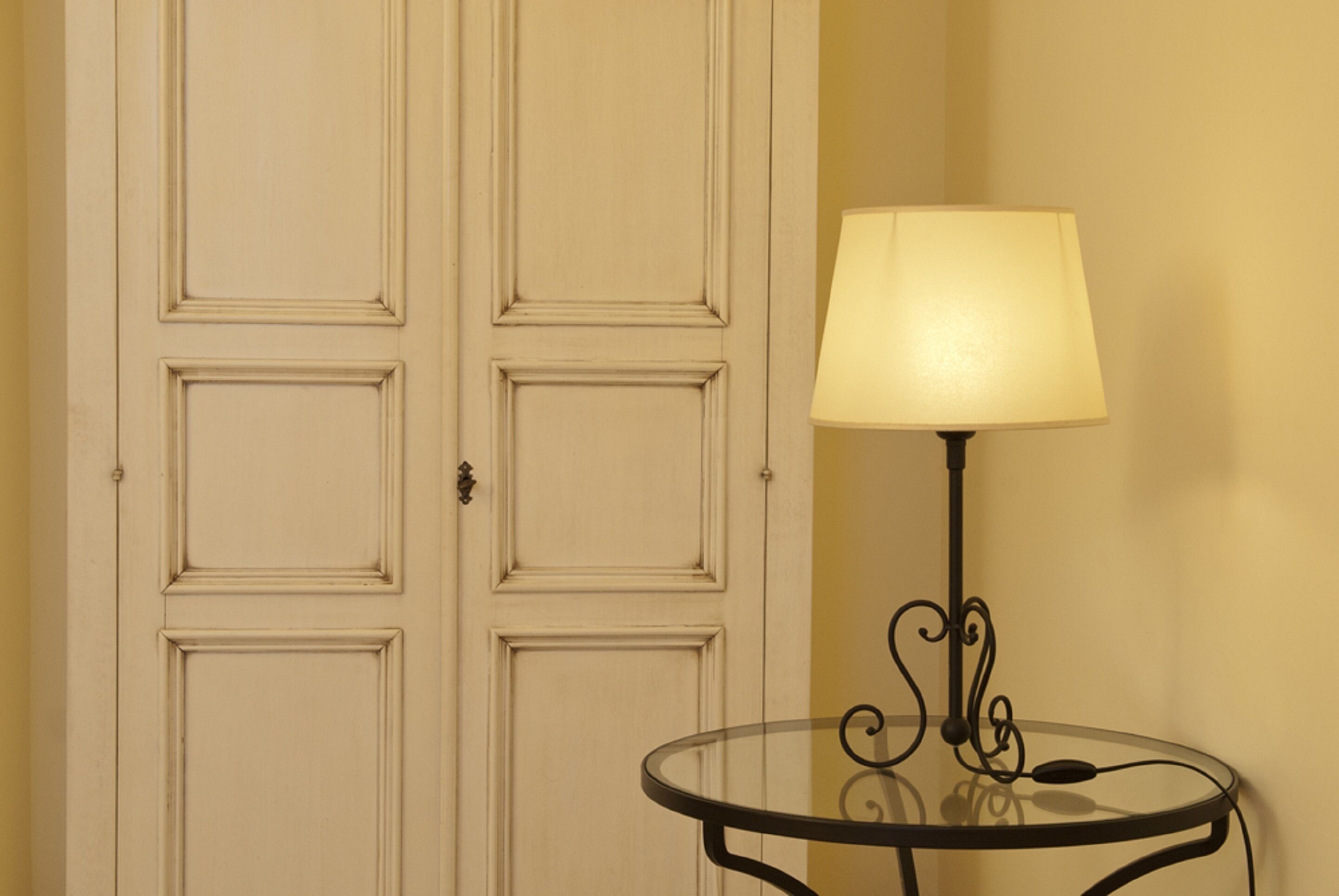 double room, hill view | minibar, in-room safe, cots/infant beds, free wifi