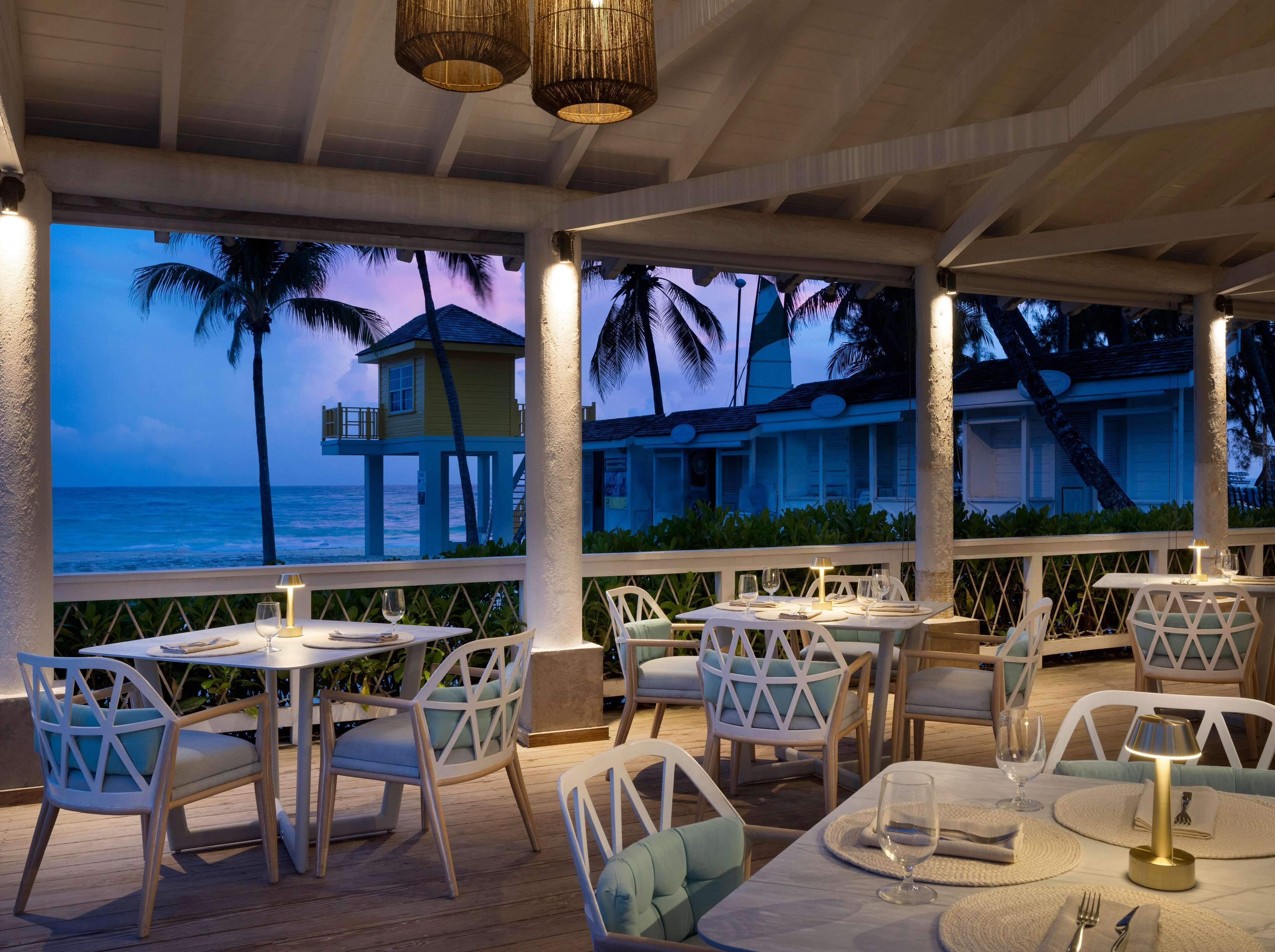 11 restaurants; breakfast, dinner and brunch served 