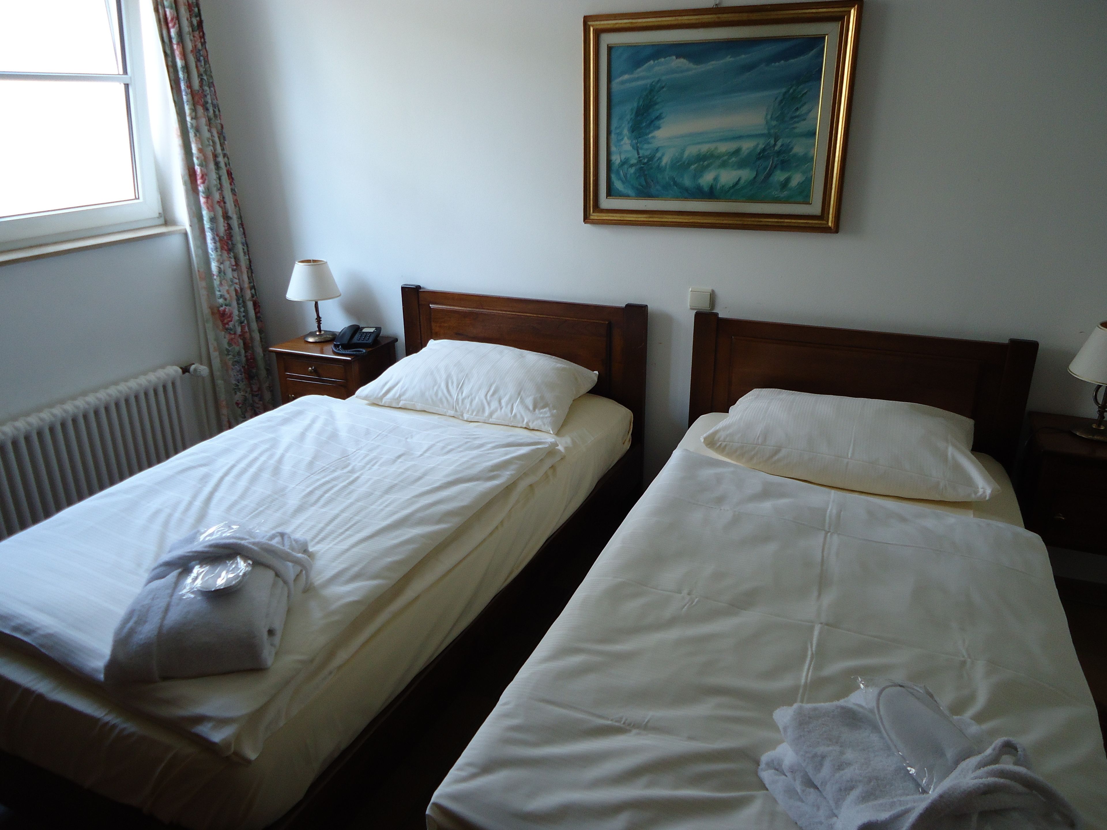 minibar, in-room safe, blackout curtains, soundproofing