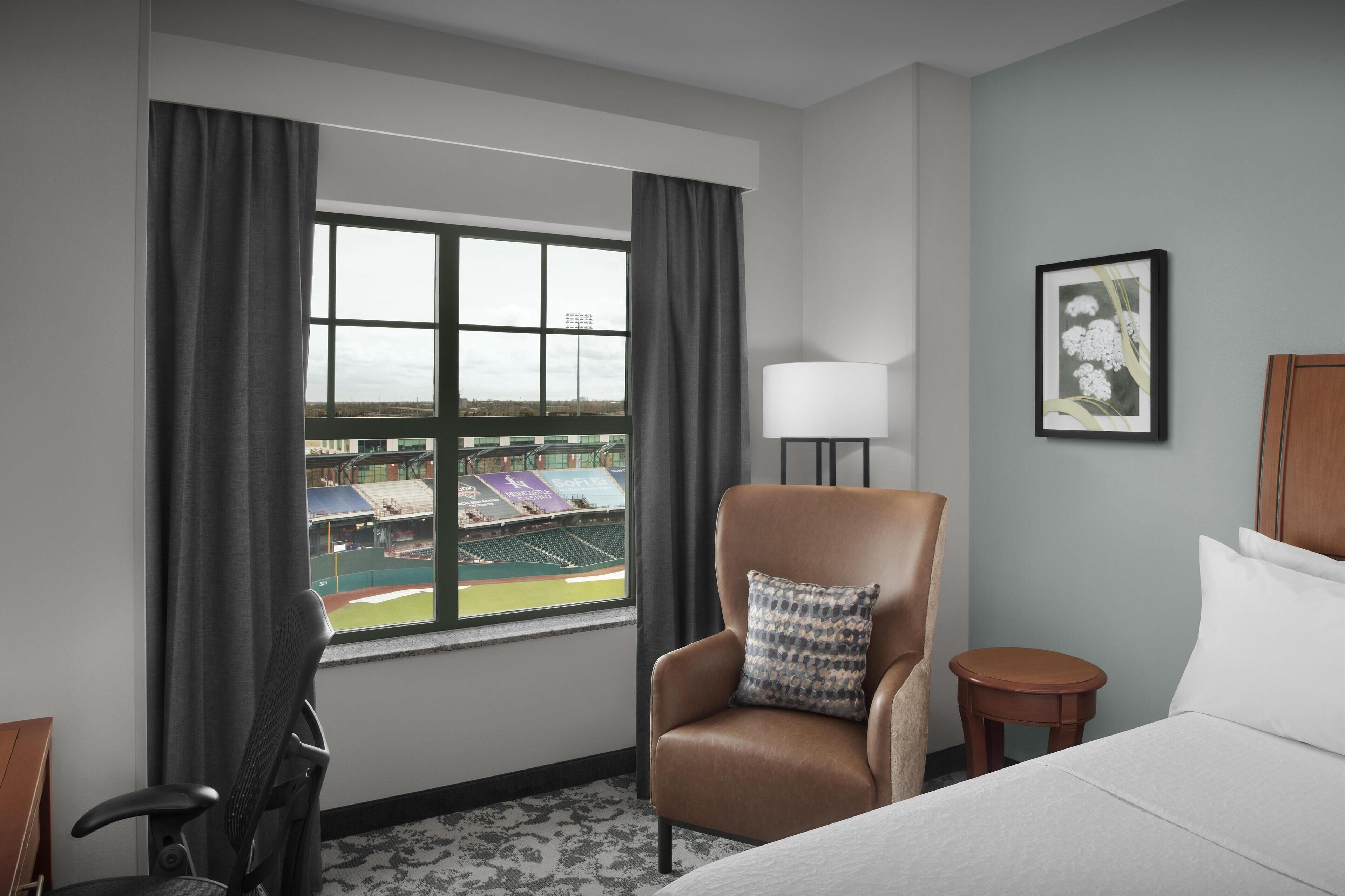 1 bedroom, egyptian cotton sheets, premium bedding, down duvets