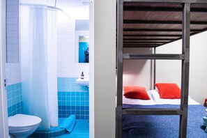 Double Room, Private Bathroom | Free WiFi - Loft HI Hostel (Reykjavik)