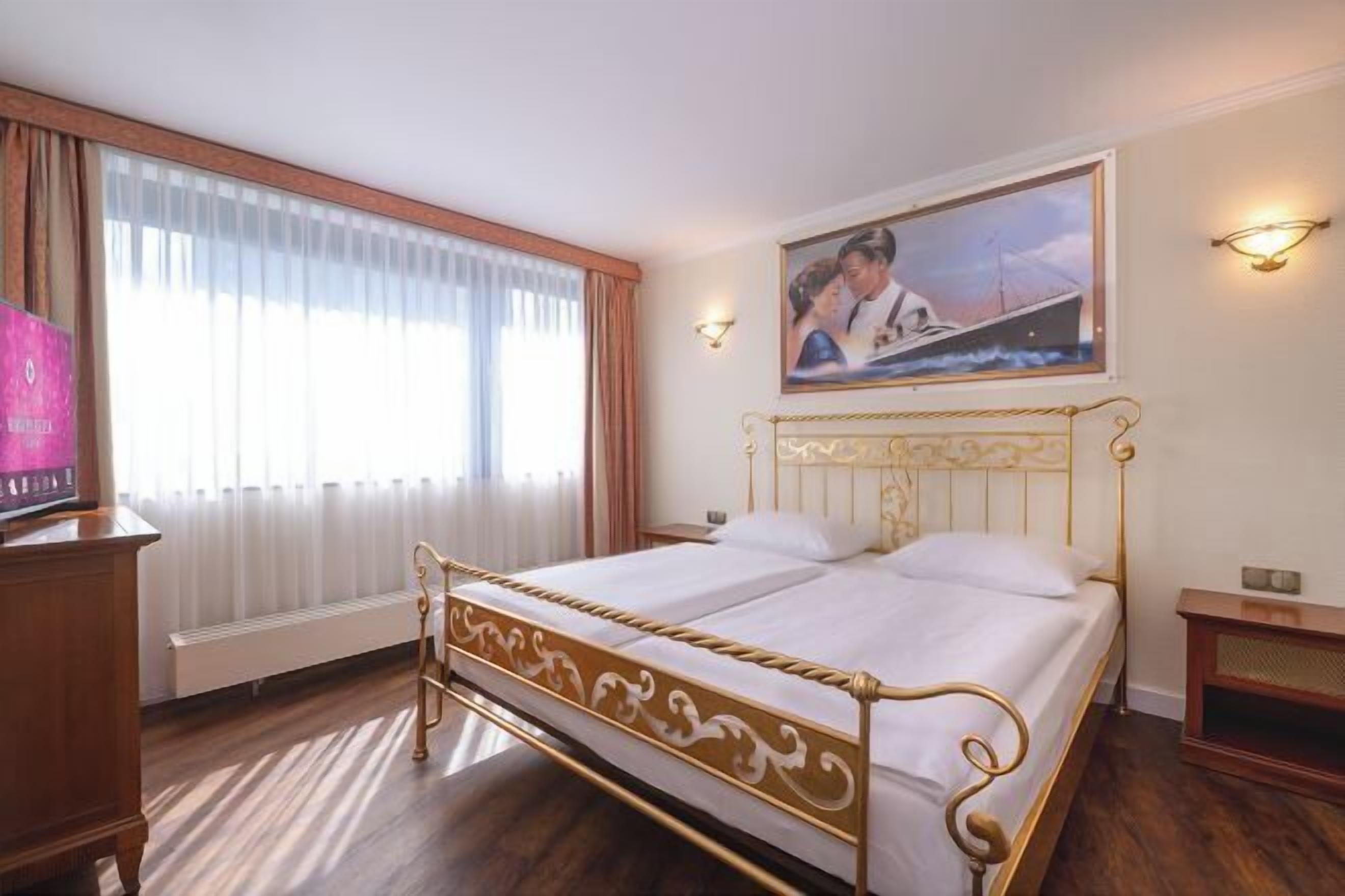 Minibar, in-room safe, desk, blackout curtains
