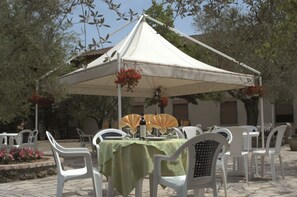 Regional cuisine - Hotel Ismaele (Chiusi)