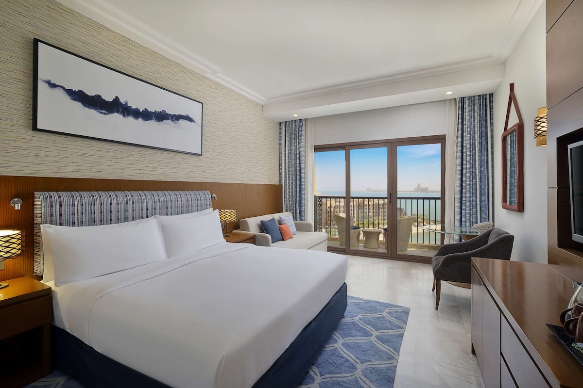 1 bedroom, hypo-allergenic bedding, minibar, in-room safe
