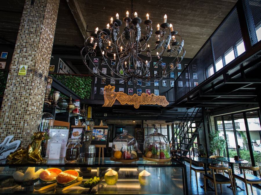 Rooftop bar, alfresco dining, open daily