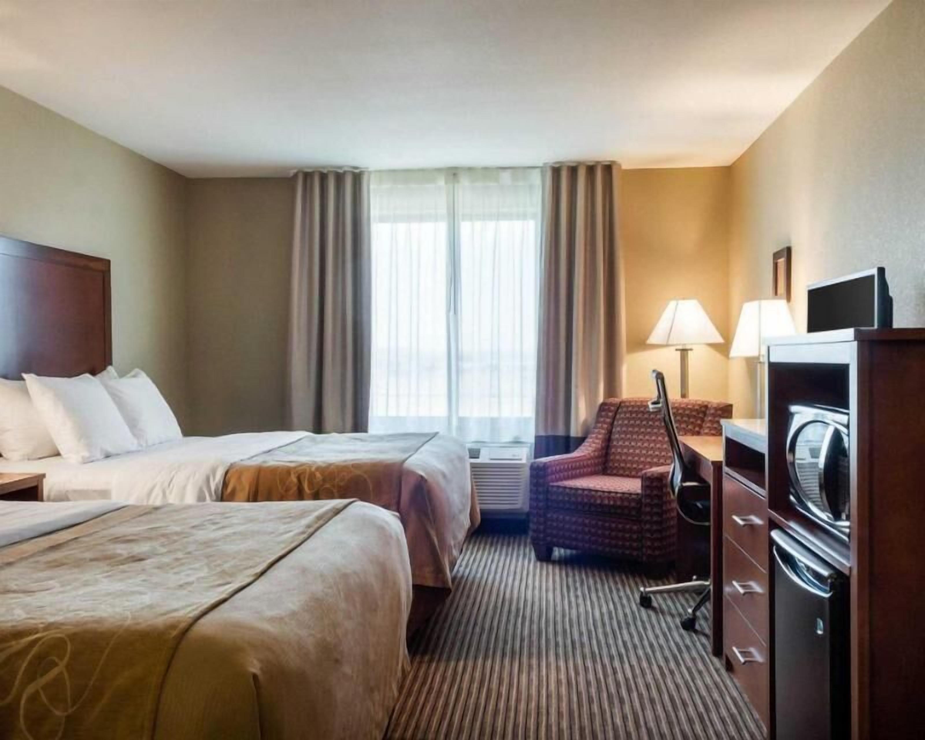 Blackout curtains, soundproofing, iron/ironing board, free WiFi