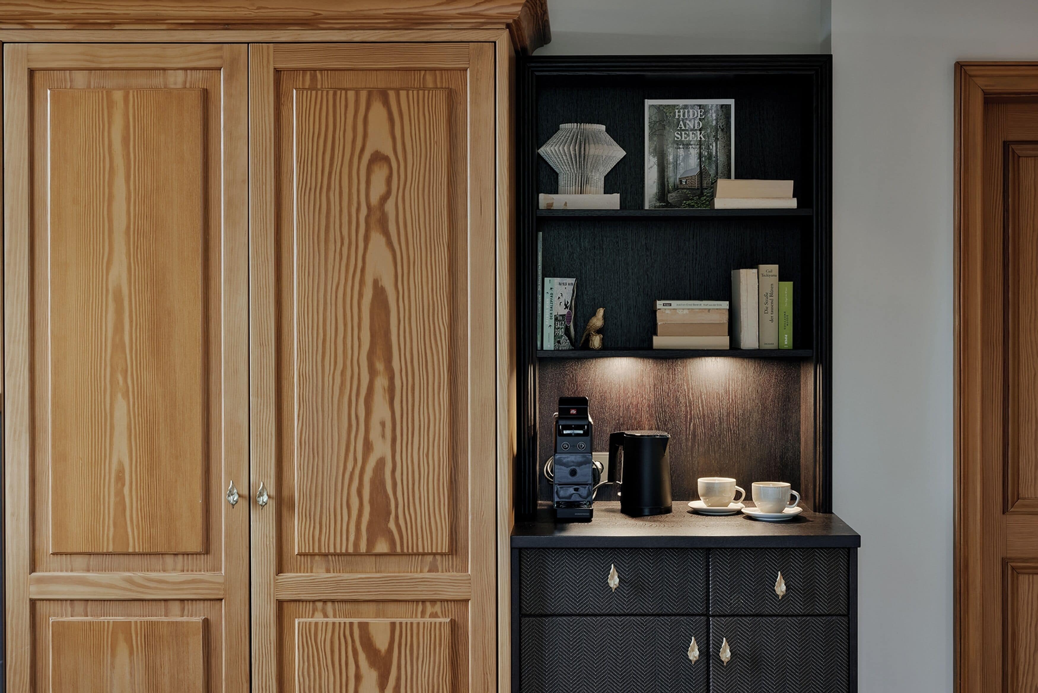 junior suite, garden view | room amenity