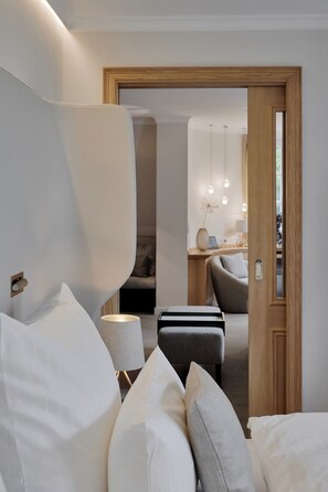 Premium bedding, minibar, in-room safe, desk - Hotel Landhaus Wachtelhof (Rotenburg)