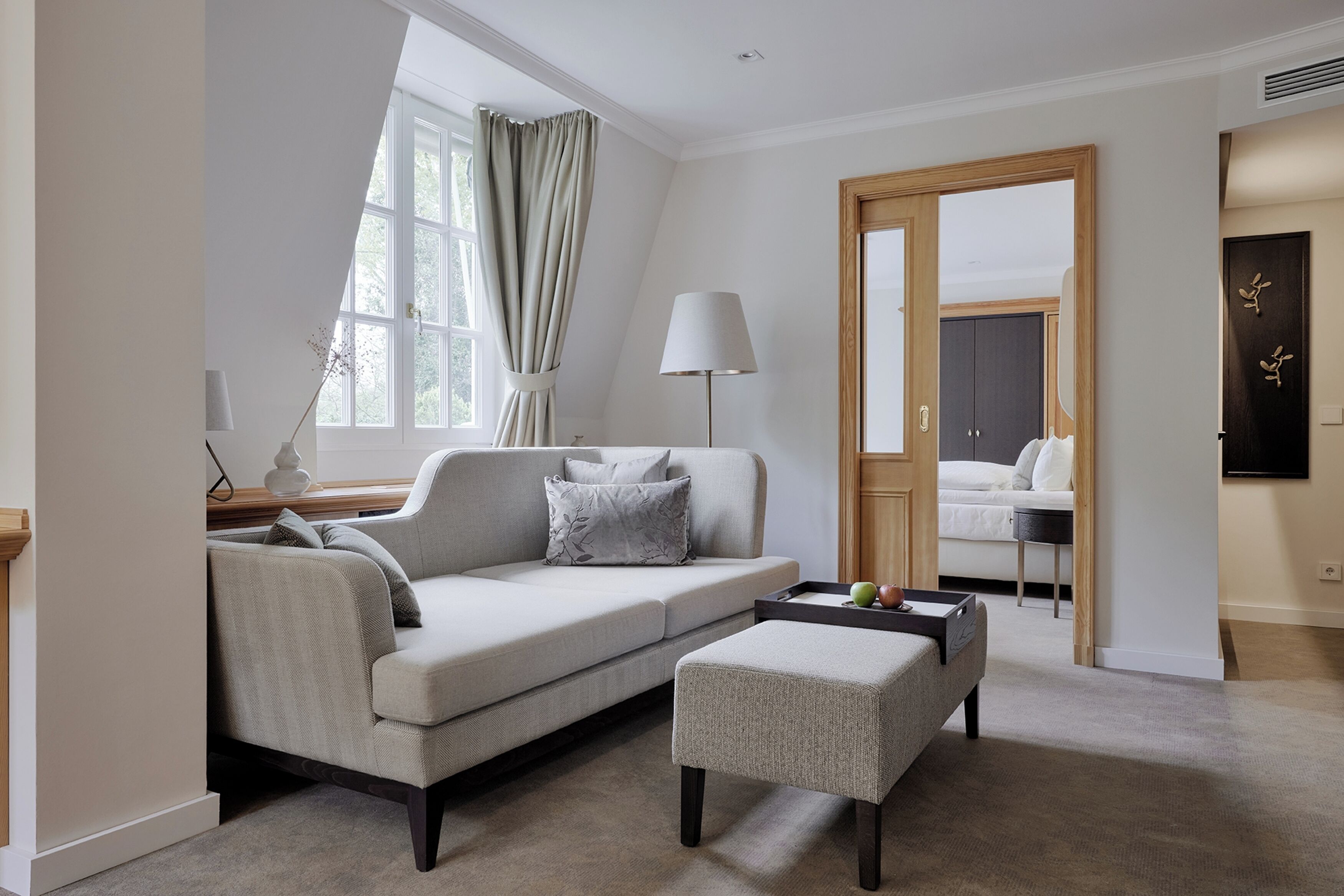 Wedding Tower Suite | Living area | 40-inch flat-screen TV with cable channels