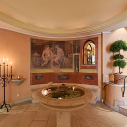 Sauna, Whirlpool, Dampfbad, Körperbehandlungen, Schlammbad