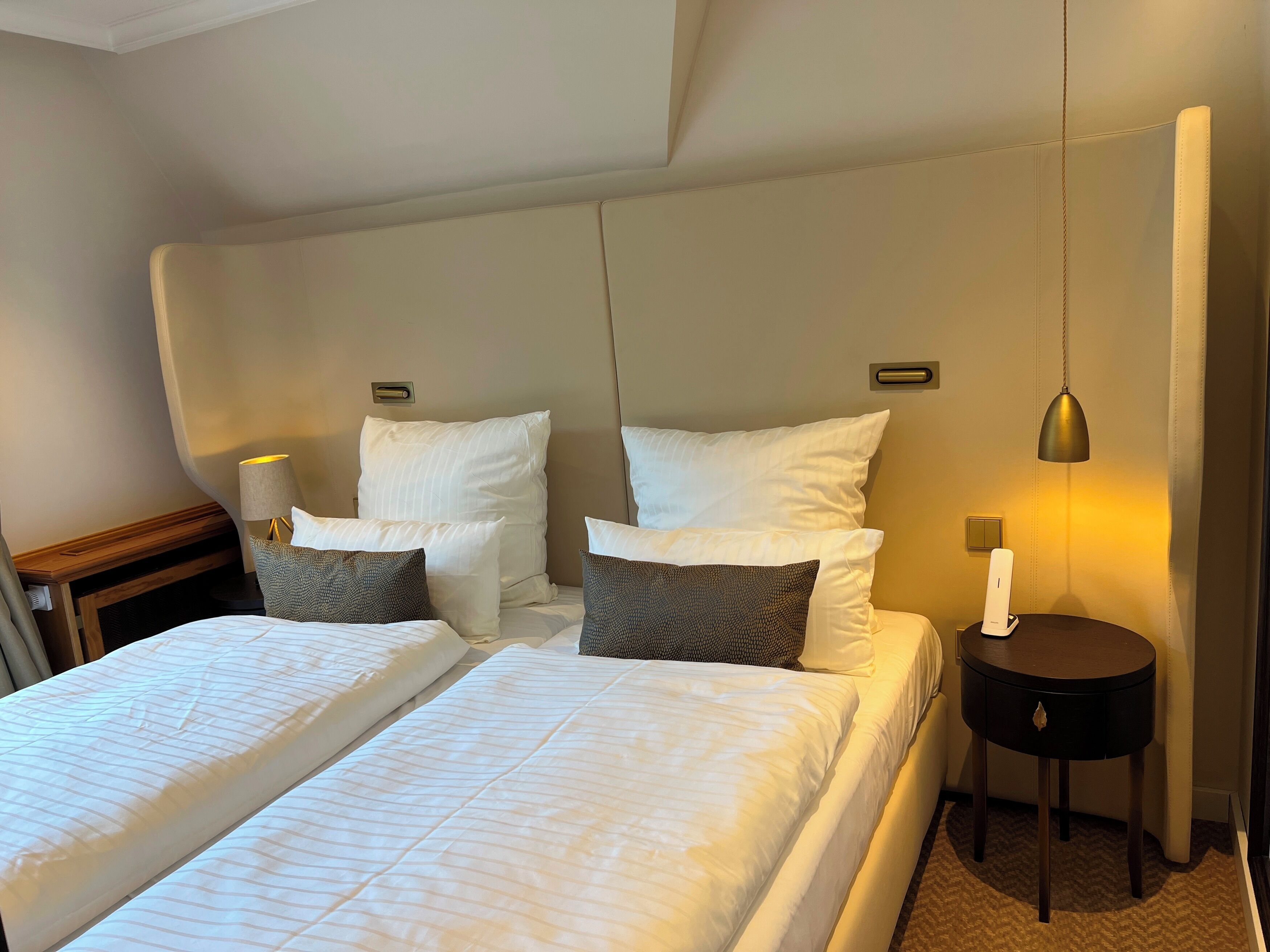 Literatur Suite | Premium bedding, minibar, in-room safe, individually decorated