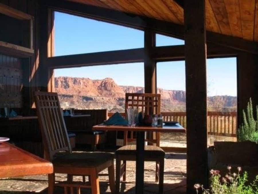 2 Restaurants, Mittagessen, Abendessen, amerikanische Küche