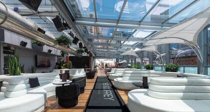 The Godfrey Hotel Chicago