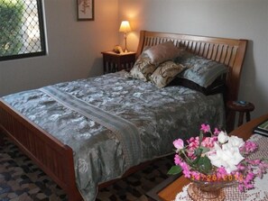 Standard Room, Ensuite | Individually decorated, individually furnished, free WiFi