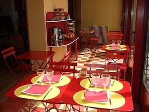Dinner and brunch served  - Hôtel La Diligence (La Ferte-Saint-Cyr)