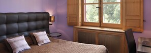 Individually decorated, soundproofing, free WiFi - Hôtel La Diligence (La Ferte-Saint-Cyr)