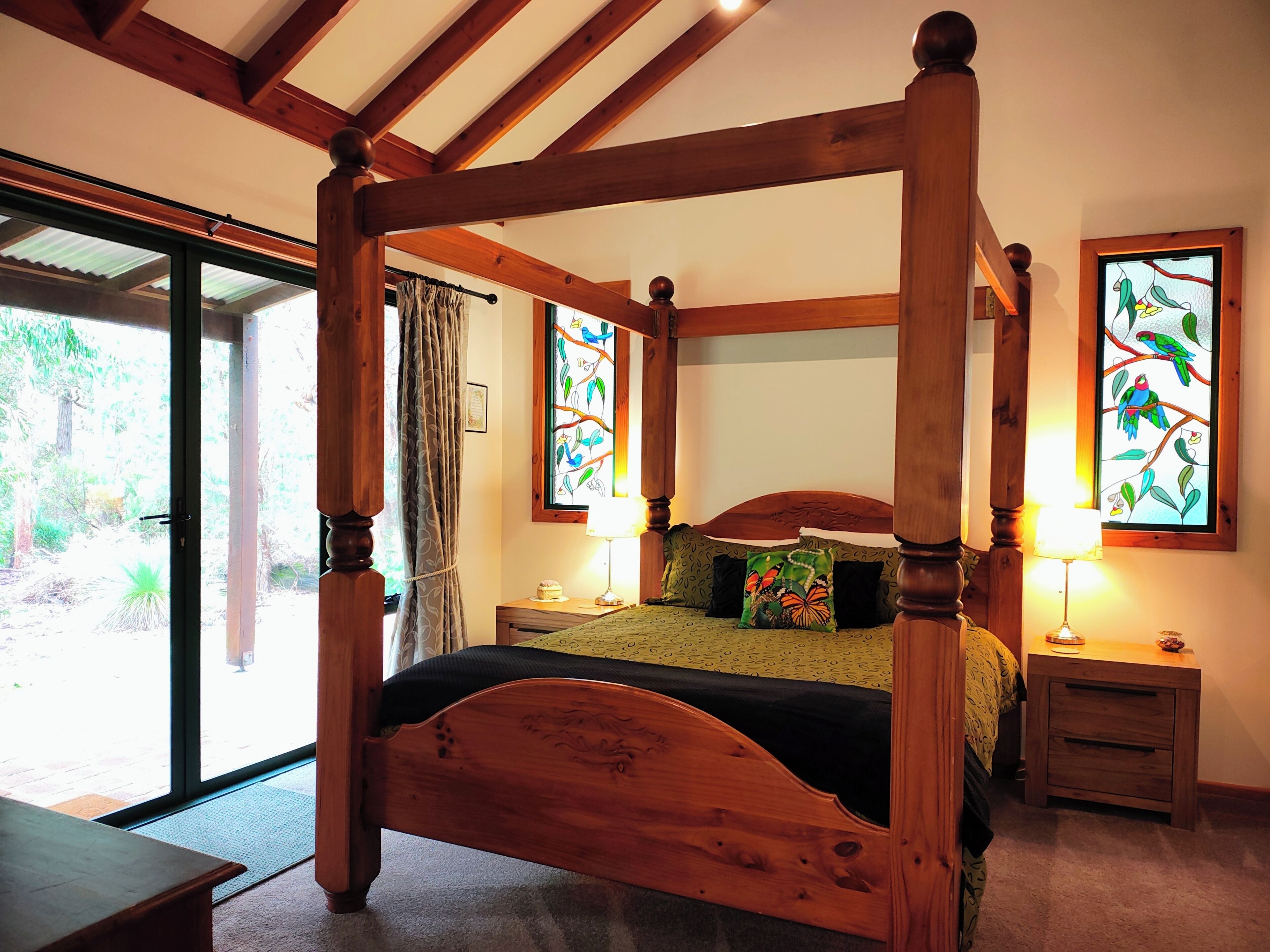 Spacious Studio | Iron/ironing board, travel crib, individually decorated