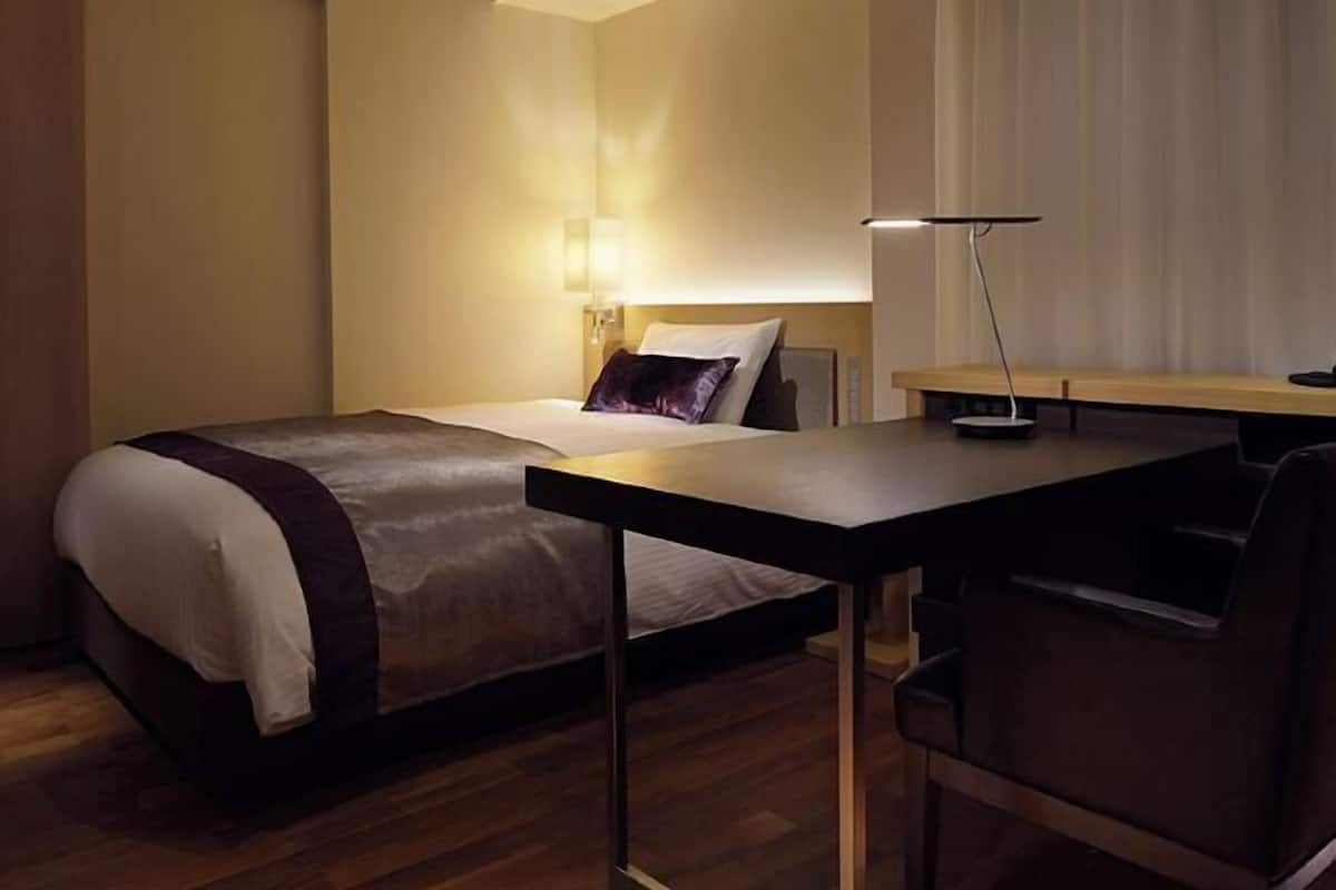 1 Schlafzimmer, Zimmersafe, Schreibtisch, Verdunkelungsvorhänge