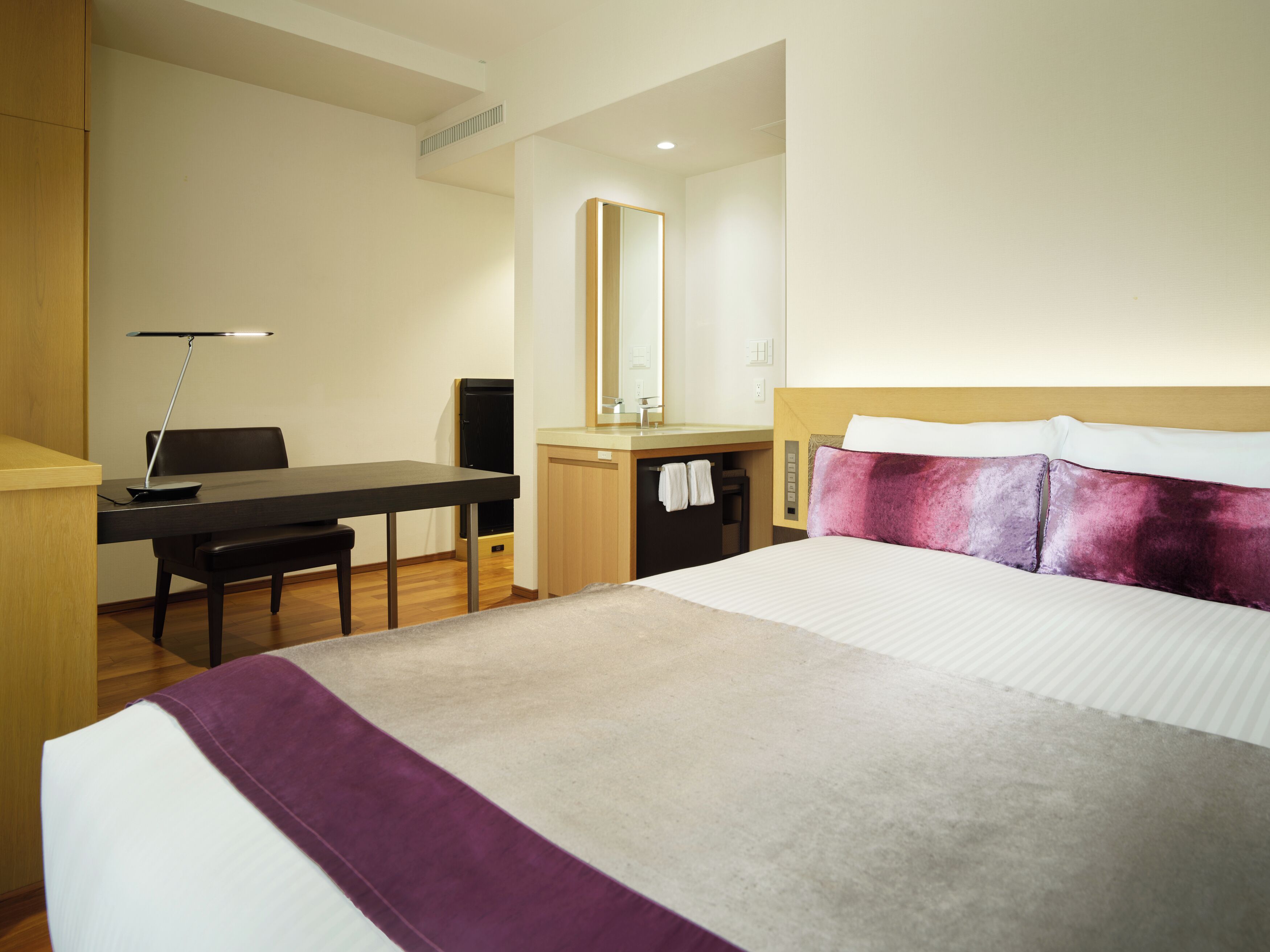 In-room safe, desk, blackout curtains, free WiFi