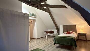 Standard Quadruple Room, Private Bathroom (Family second floor)