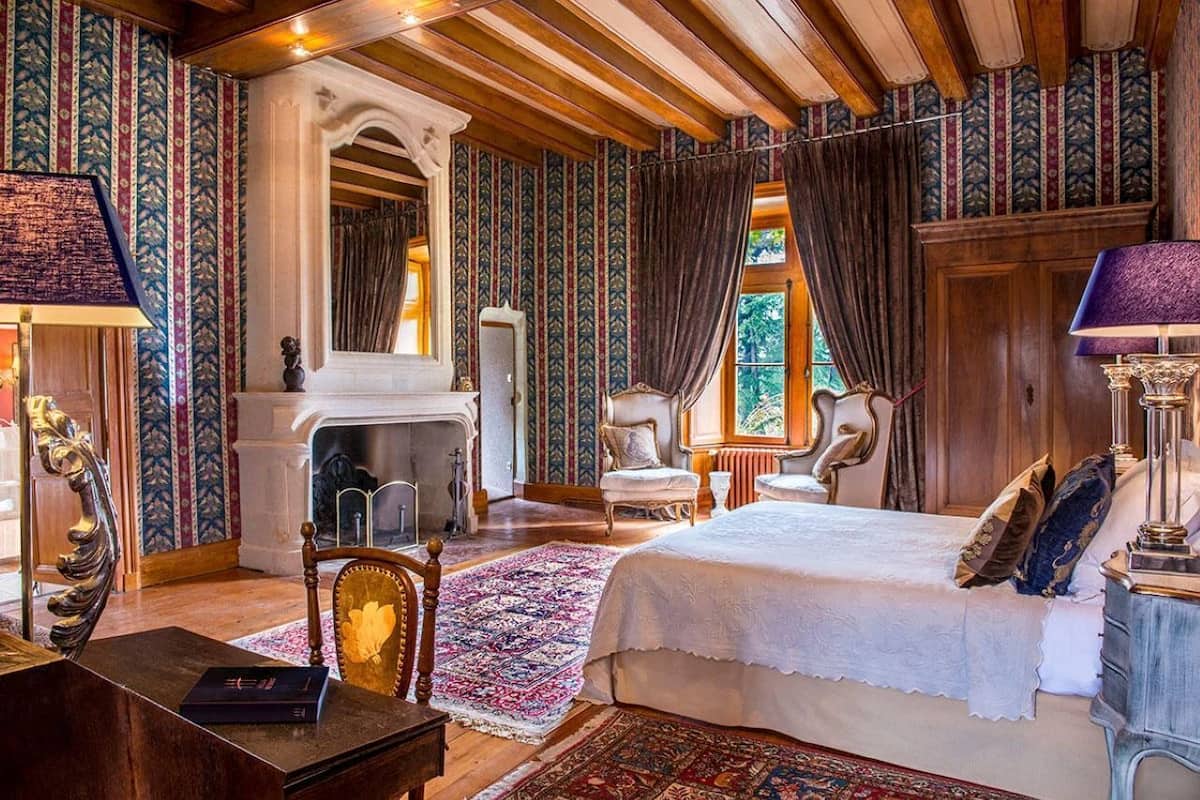 Suite (Luxe, Castle)
