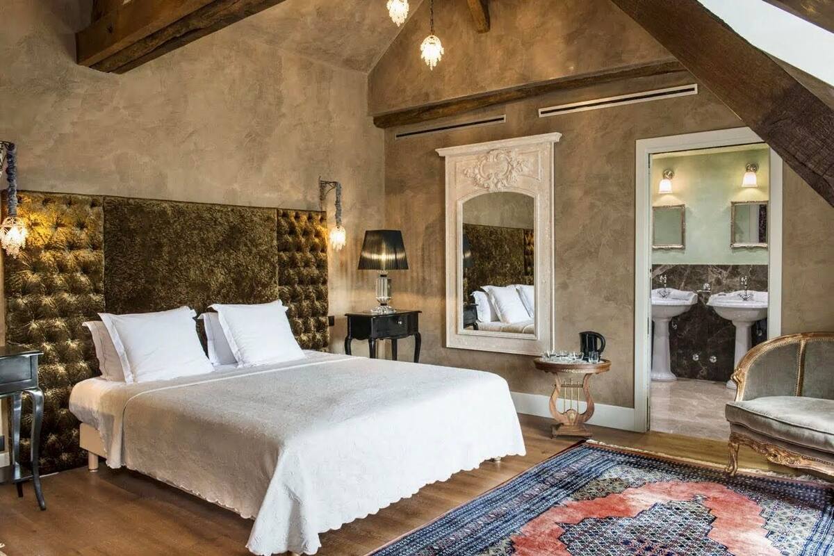 Zimmer (Luxe, Logis)