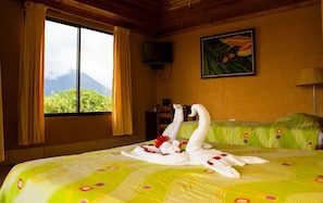 Standard Room | In-room safe, free WiFi, bed sheets