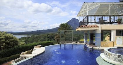 Hotel Linda Vista
