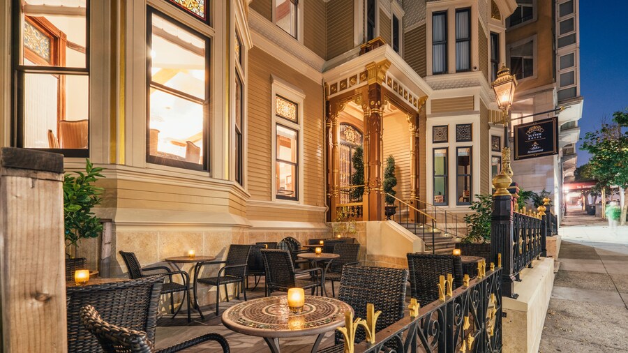 Neighbourgood Sutter Mansion