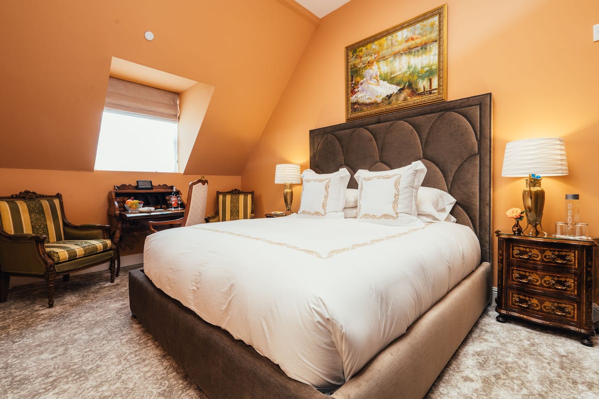 Deluxe King Room 2 | Frette Italian sheets, premium bedding, down comforters, pillowtop beds