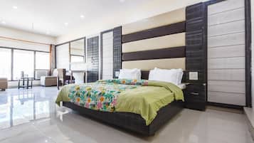 Super Deluxe Harkipauri Facing Room | Bed sheets