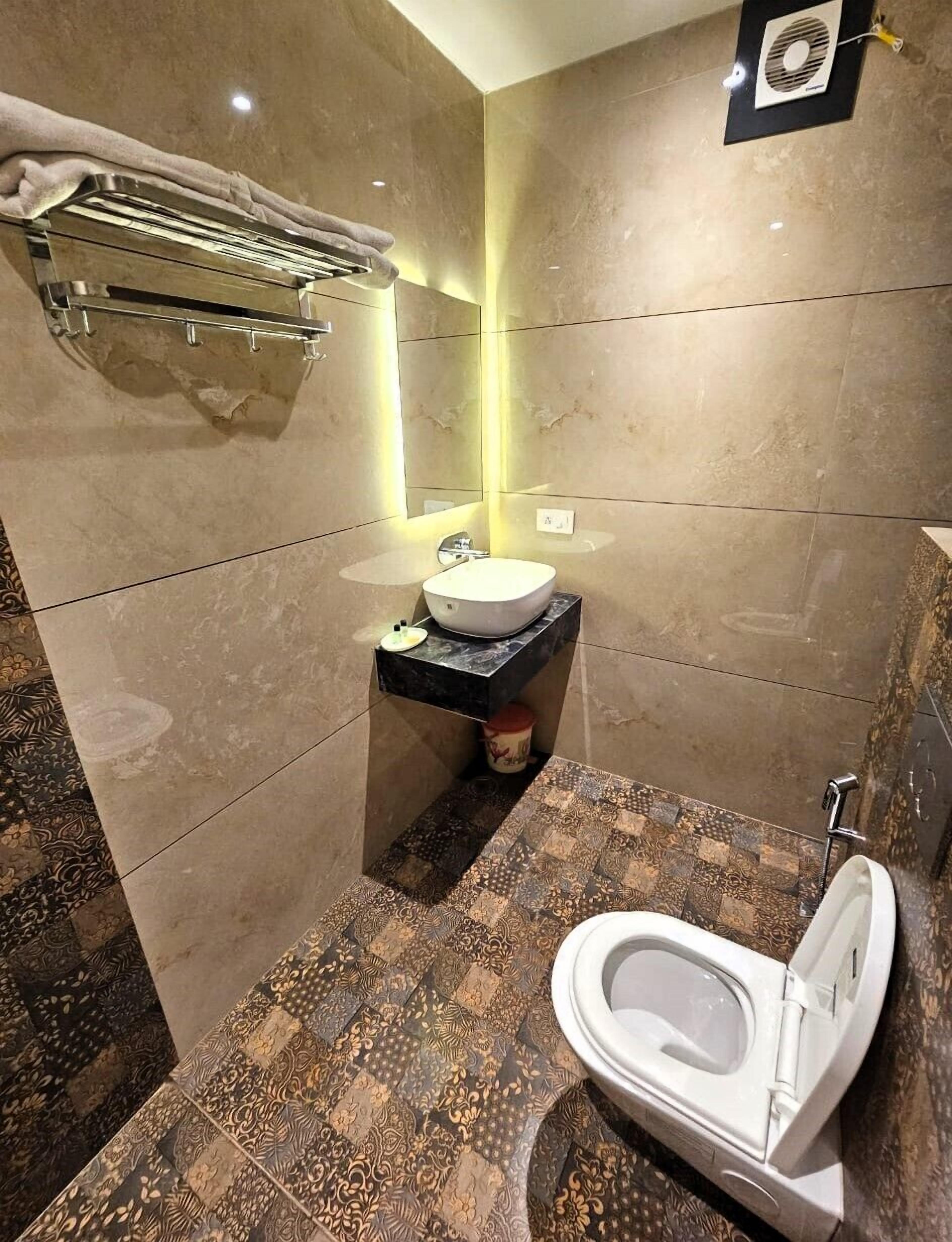 Luxury Room | Bathroom | Towels