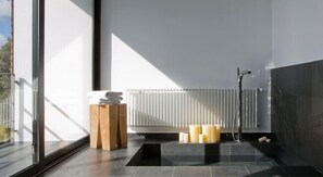 Free toiletries, hair dryer, bathrobes, slippers - Consolacion (Monroyo)