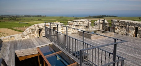 Suite | Terrace/patio. Rusticae Hotel Torre de Villademoros