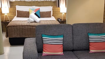 套房 (Queen) | 1 多间卧室、遮光窗帘、熨斗/熨衣板、婴儿床