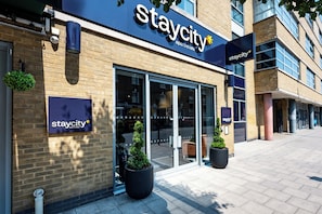 Exterior - Staycity Aparthotels, London, Greenwich High Road (London)