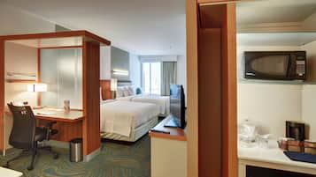 Studio, Multiple Beds | 1 bedroom, in-room safe, desk, laptop workspace