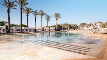 3 outdoor pools, open 10:00 AM to 7:00 PM, pool umbrellas, sun loungers