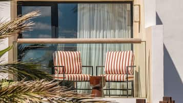 Premium bedding, minibar, in-room safe, blackout drapes