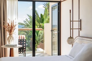 1 bedroom, premium bedding, minibar, in-room safe