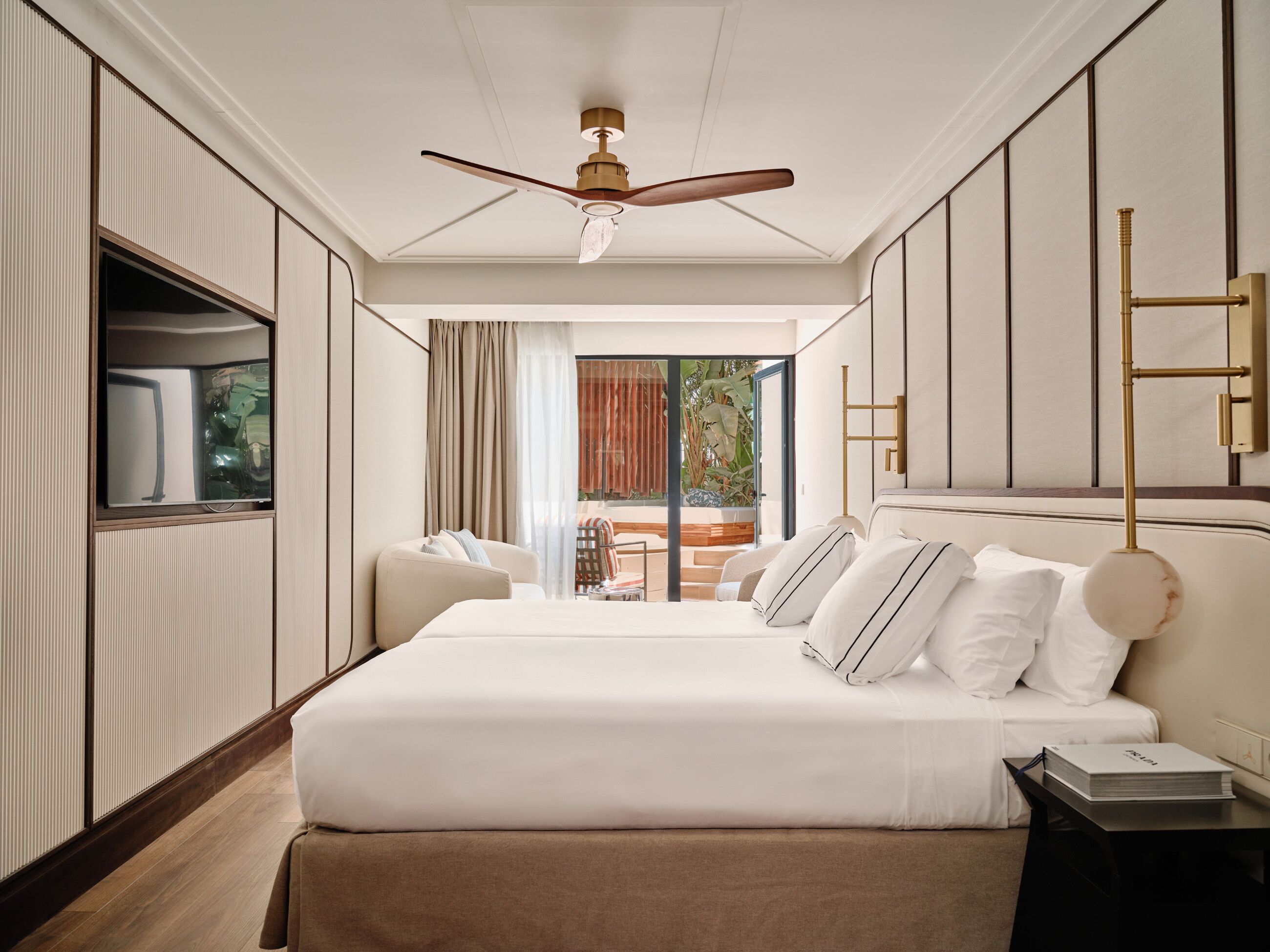 Premium bedding, minibar, in-room safe, blackout curtains