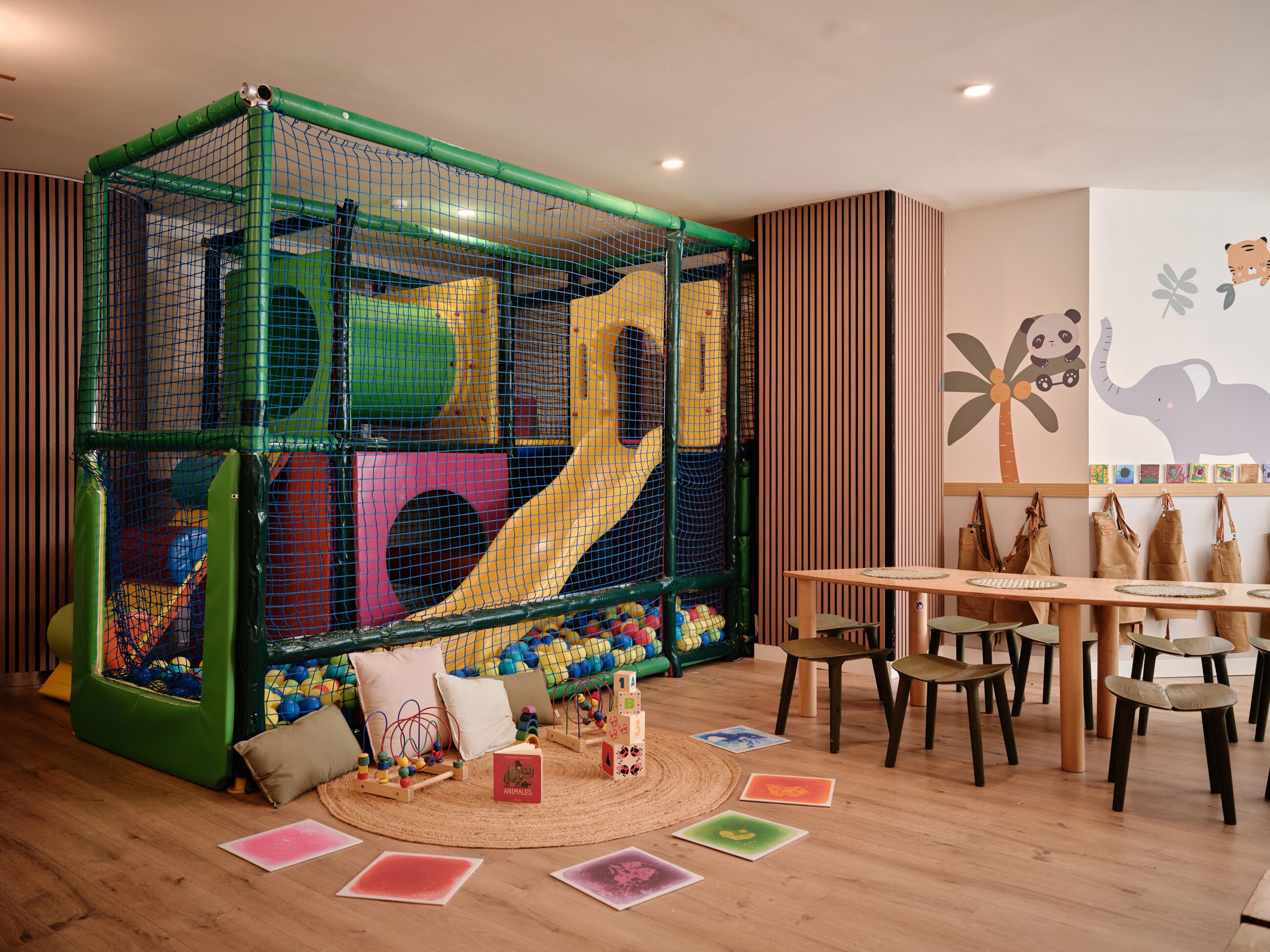 Children’s play area – indoor