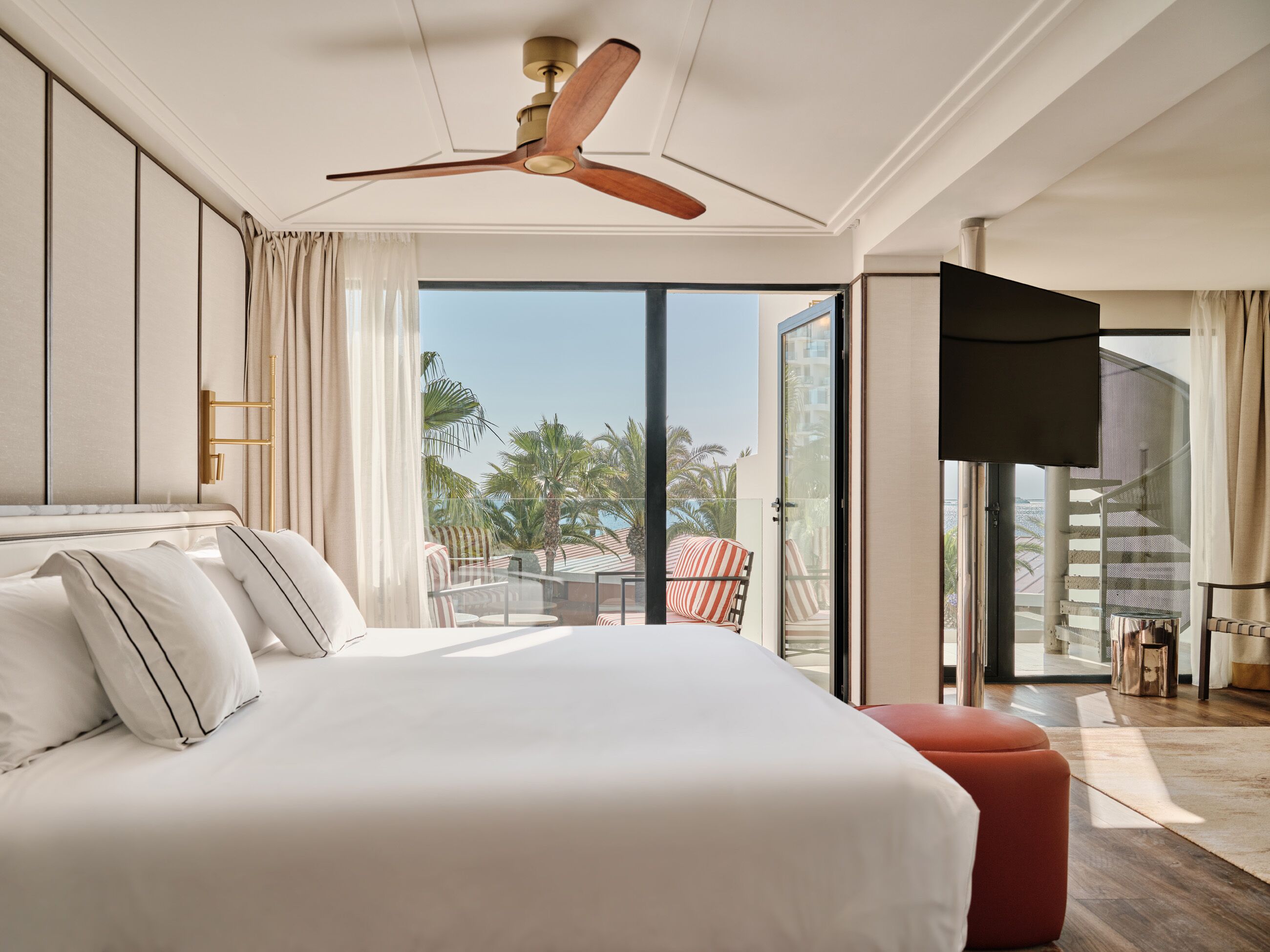 Premium bedding, minibar, in-room safe, blackout curtains