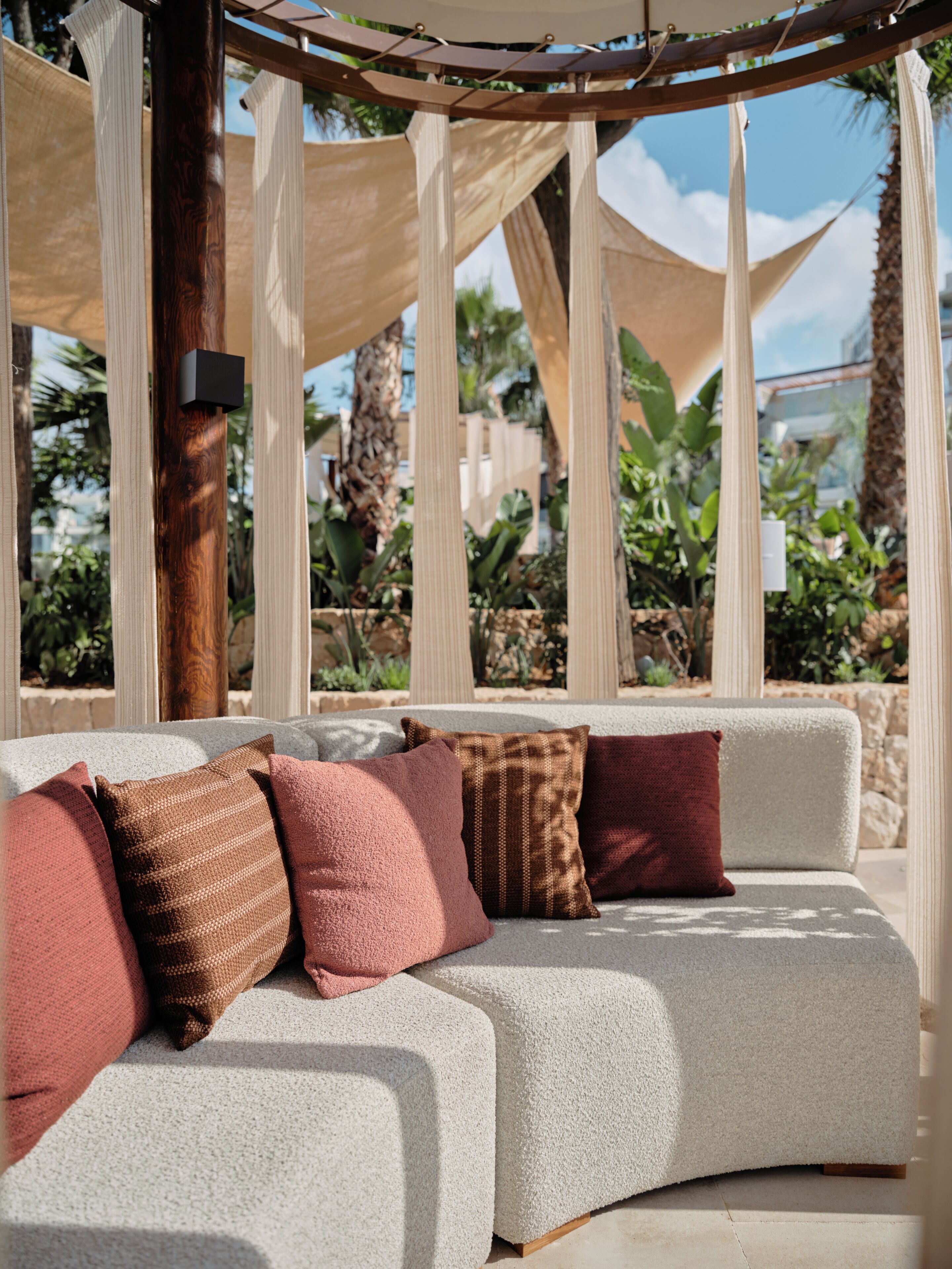 Poolbar