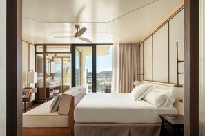 1 bedroom, premium bedding, minibar, in-room safe